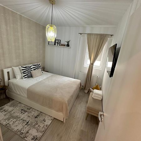 Boutique Apartment Bukarest Eksteriør billede