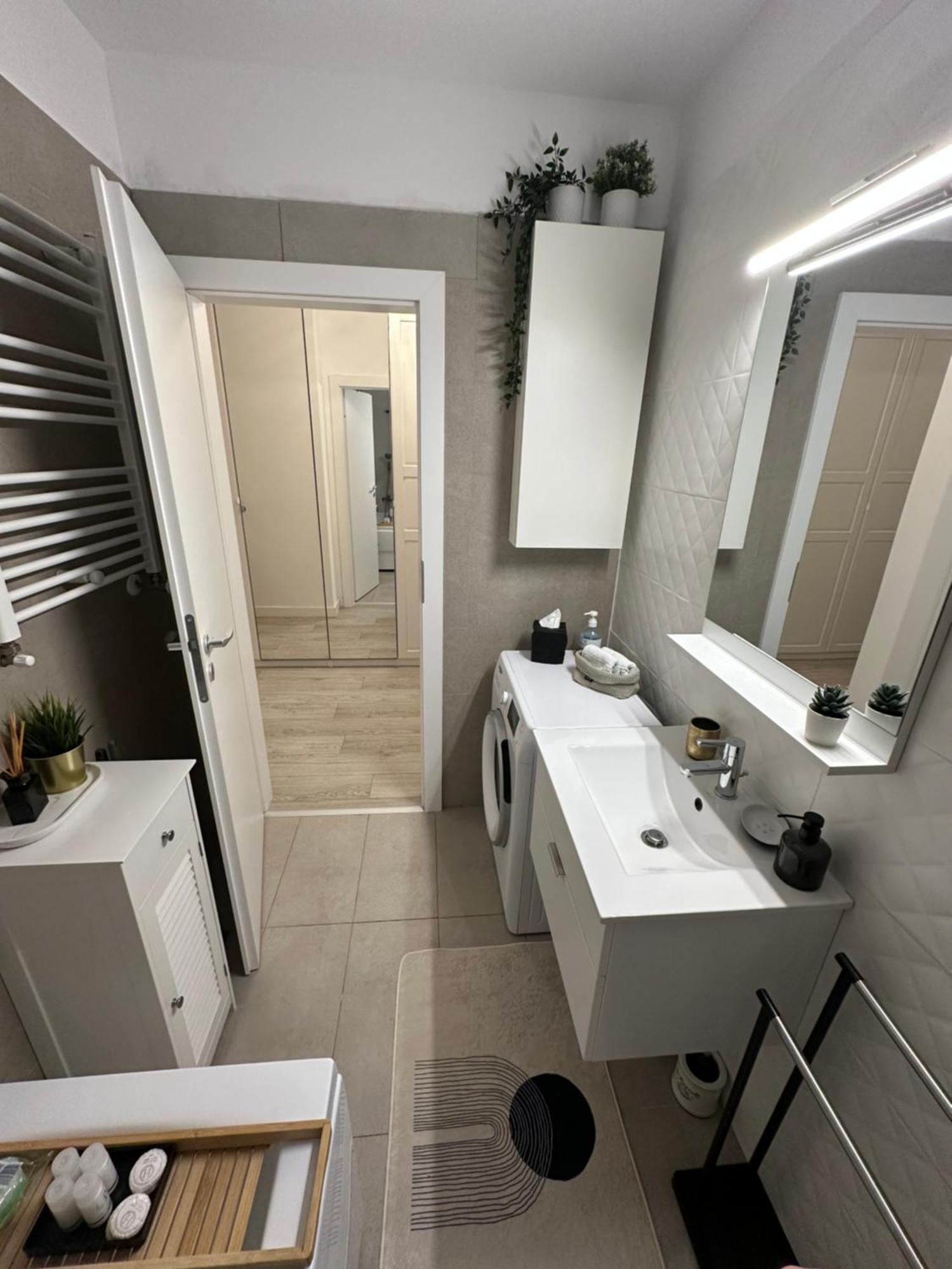 Boutique Apartment Bukarest Eksteriør billede